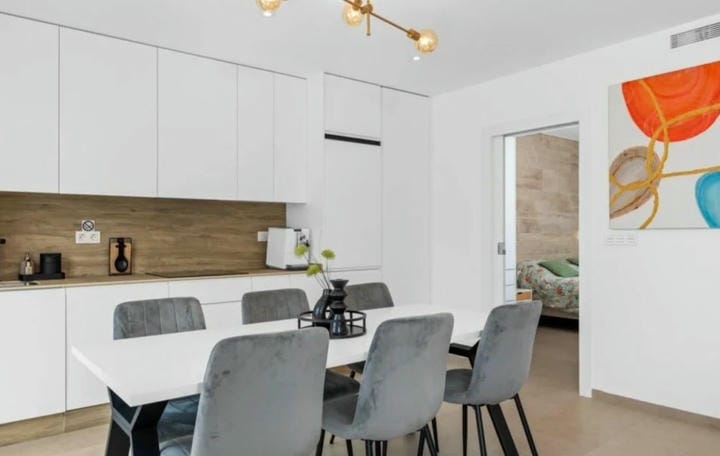 Appartement moderne haut de gamme 2 chambres avec solarium et piscine - Photo 6