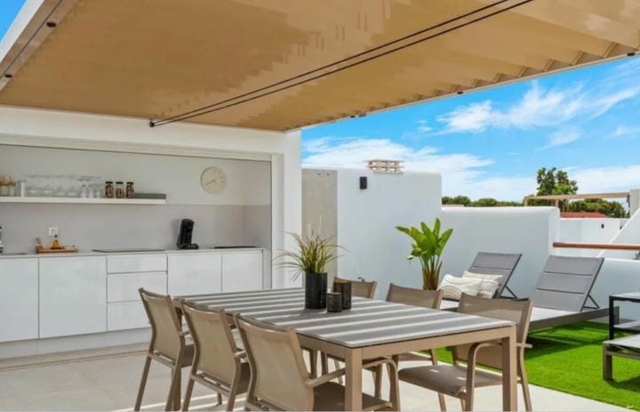 Appartement moderne haut de gamme 2 chambres avec solarium et piscine - Photo 20