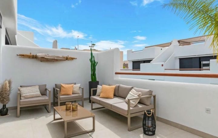 Appartement moderne haut de gamme 2 chambres avec solarium et piscine - Photo 17