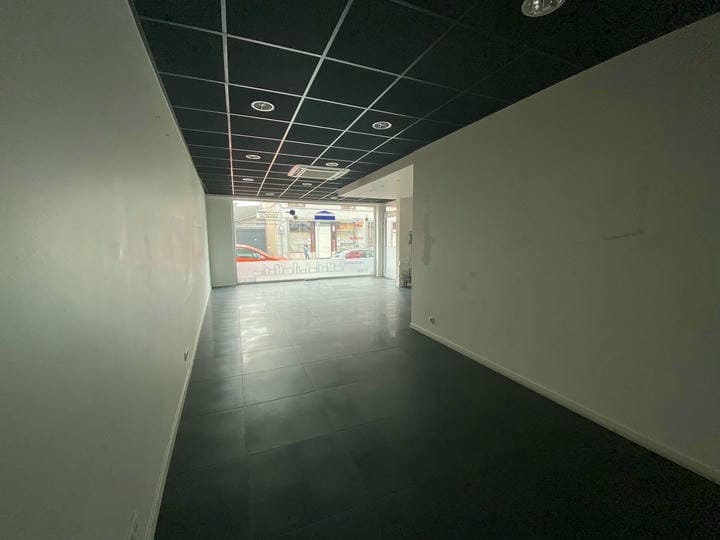Commerce dans le centre de Tubize  - Photo 3