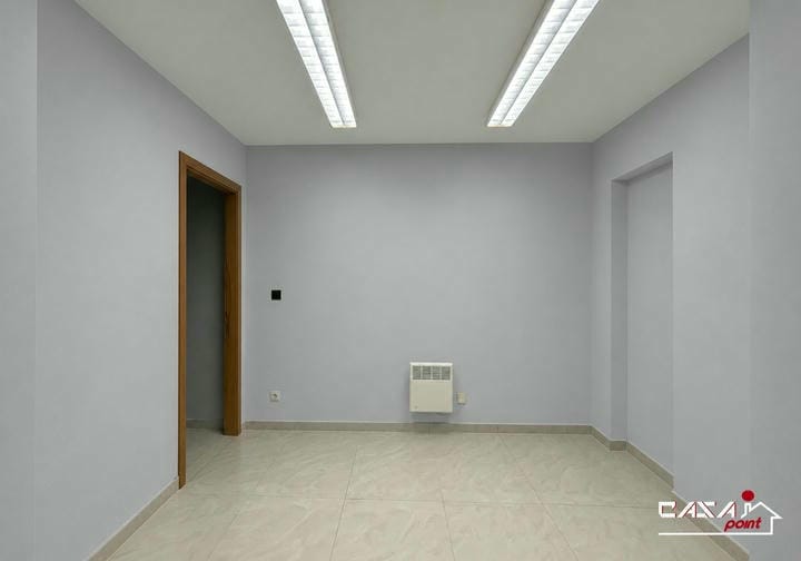 Surface commerciale à louer de +/- 80m² proche du centre de Tubize - Photo 8