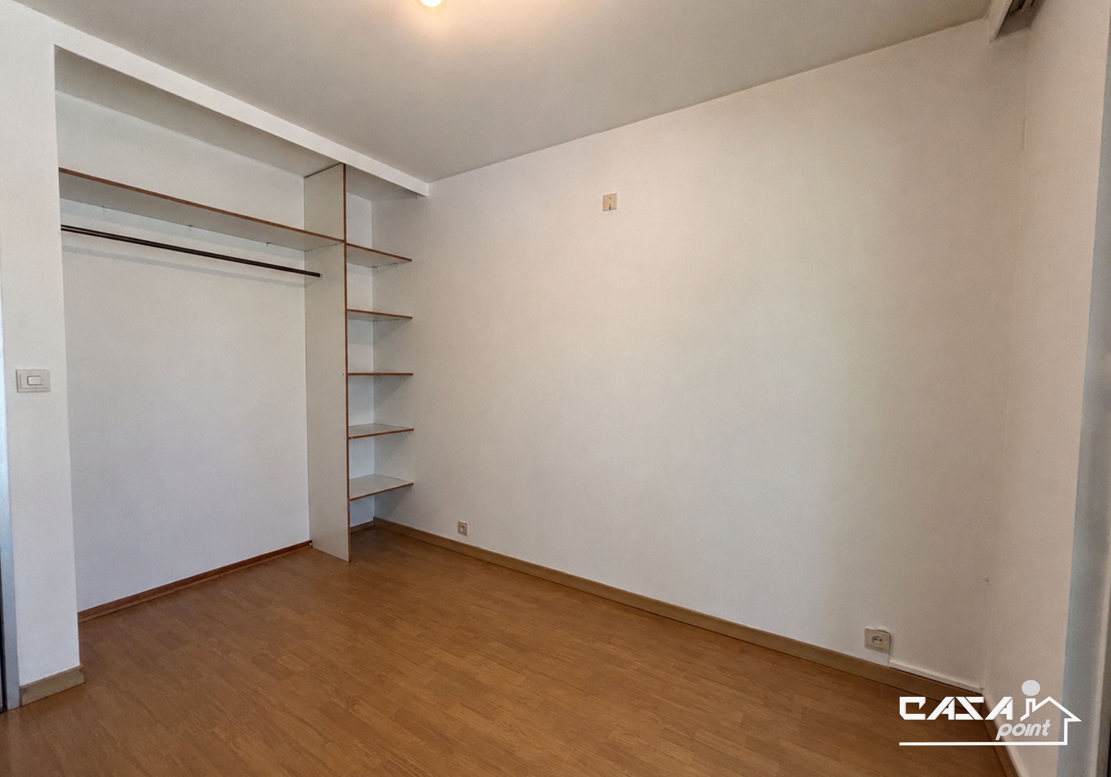 Appartement 3 chambres avec double terrasse avec garage fermé au sous-sol - Photo 8
