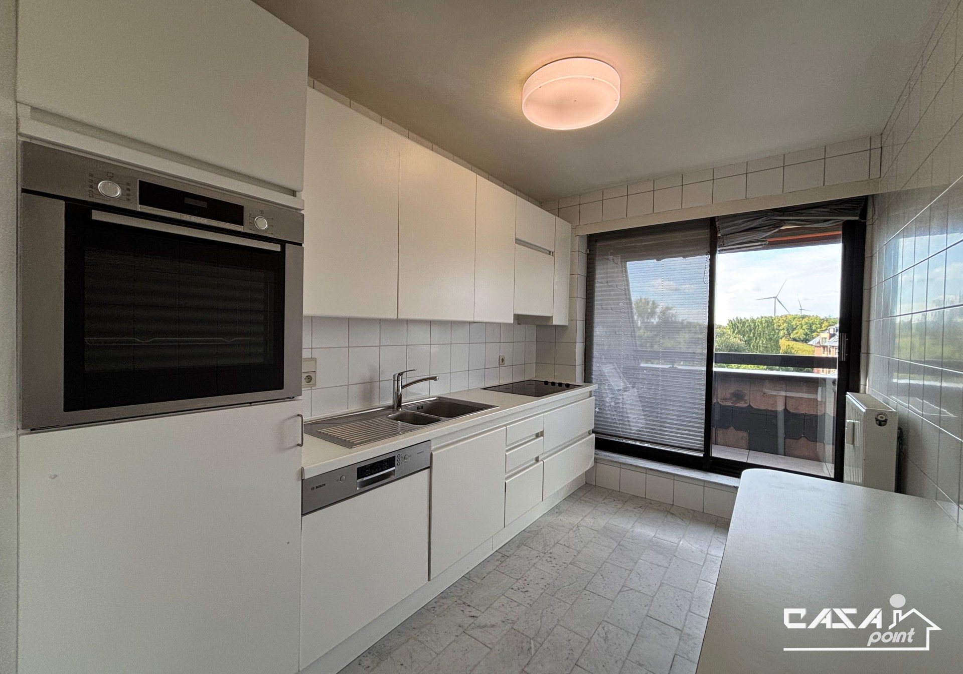 Lumineux appartement 2 chambres avec triple terrasse - Photo 9
